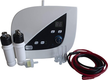 Beauty Equipment Postquam Dirt Vacuum and Tonic Sprayer
