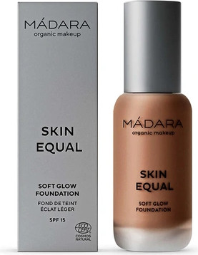 Equal Base Soft Glow SPF 15 Foundation Madara