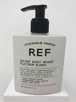 Ref Stockholm Platinum Blonde rangi uchun soch niqobi