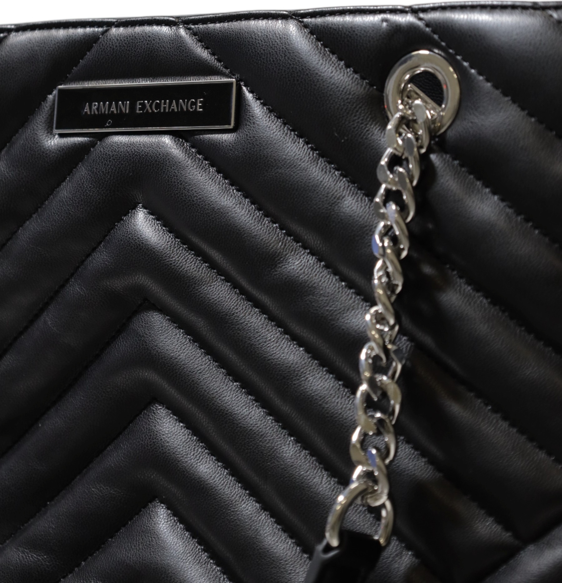 Sumkalar Armani Exchange