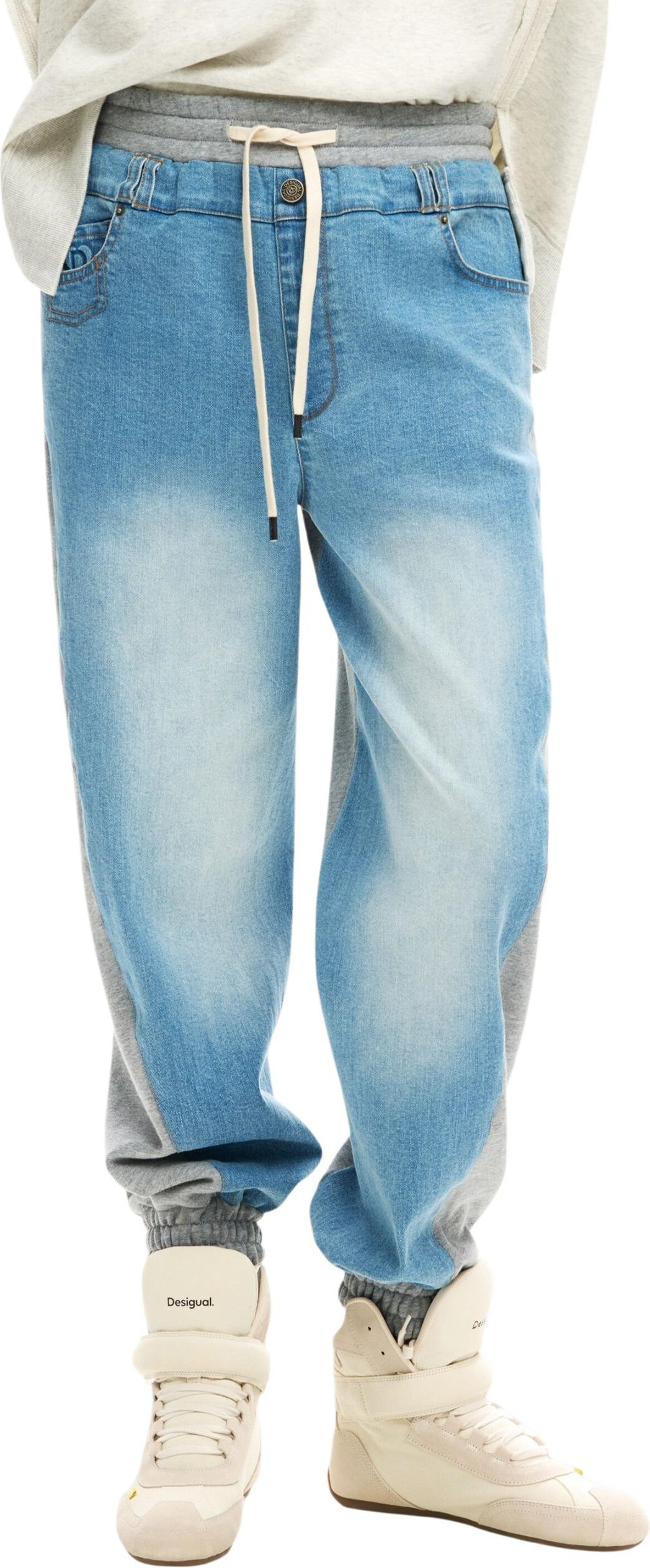 Джинсы Desigual