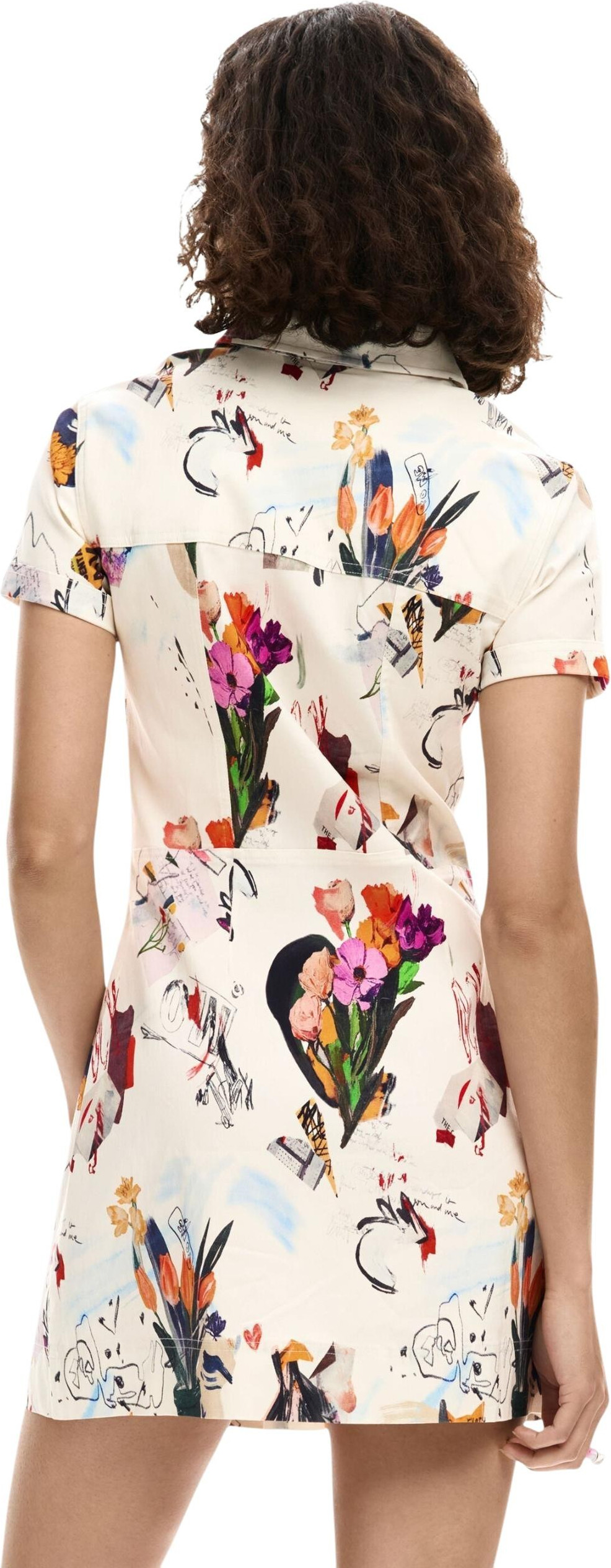 Desigual liboslari