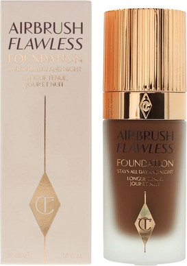 Foundation Charlotte Tilbury Airbrush Flawless