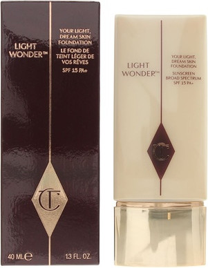 Тональная основа Charlotte Tilbury Light Wonder