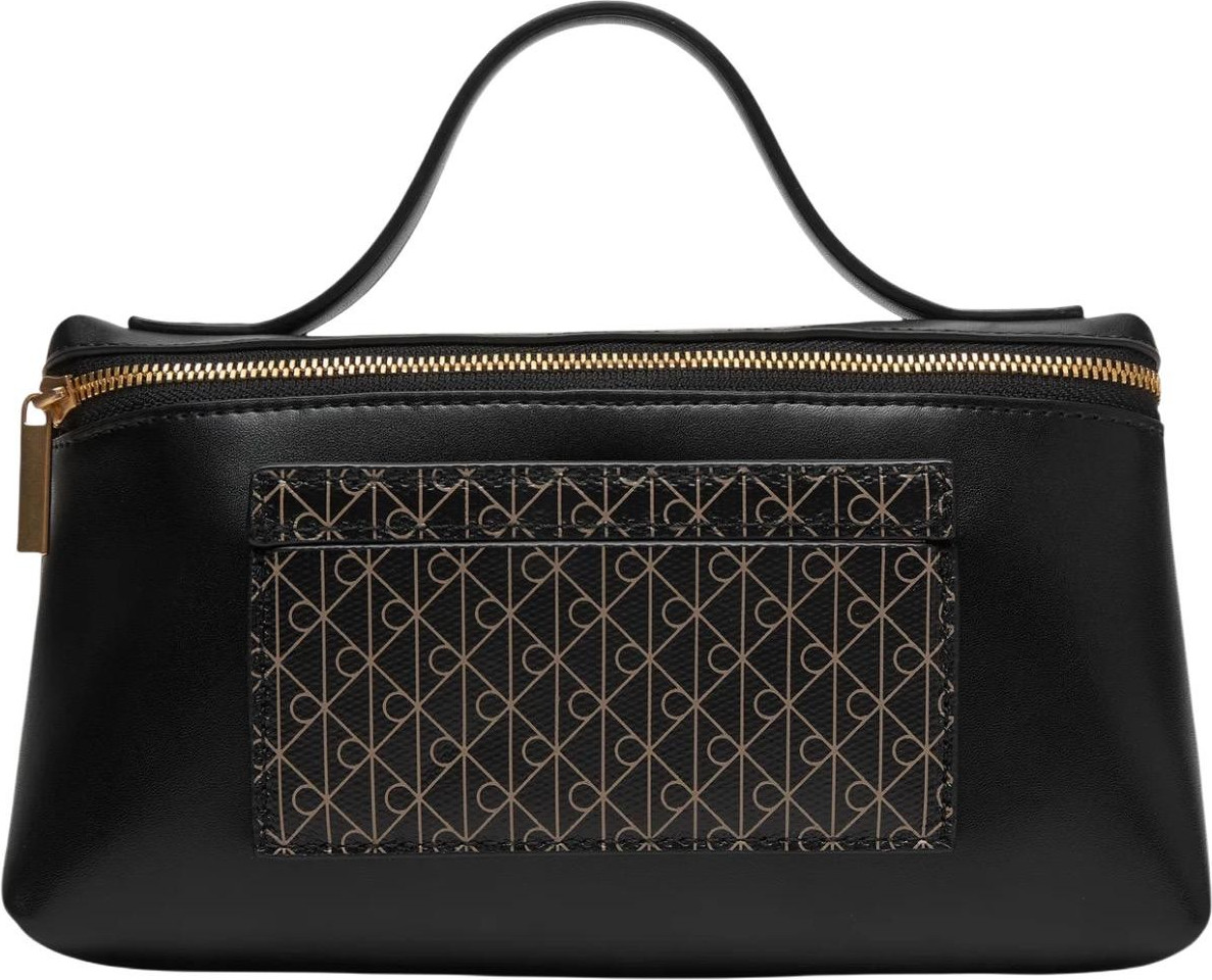 Calvin Klein sumkasi