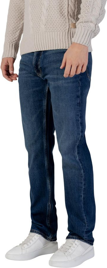 Calvin Klein Jeans jinlari