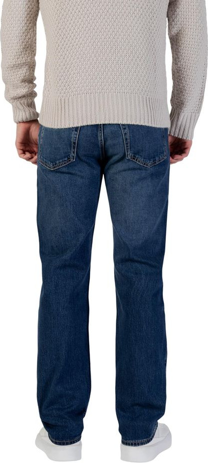 Calvin Klein Jeans jinlari