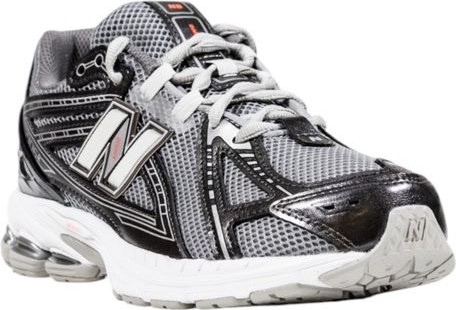 New Balance sport krossovkalar