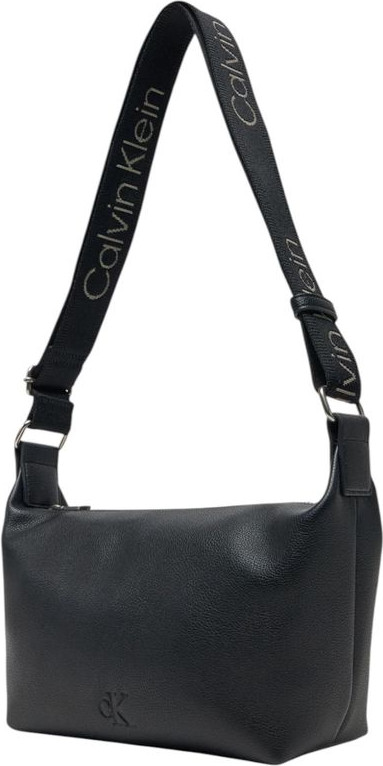 Calvin Klein sumkasi