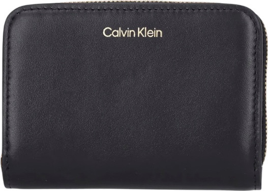 Calvin Klein sumkasi