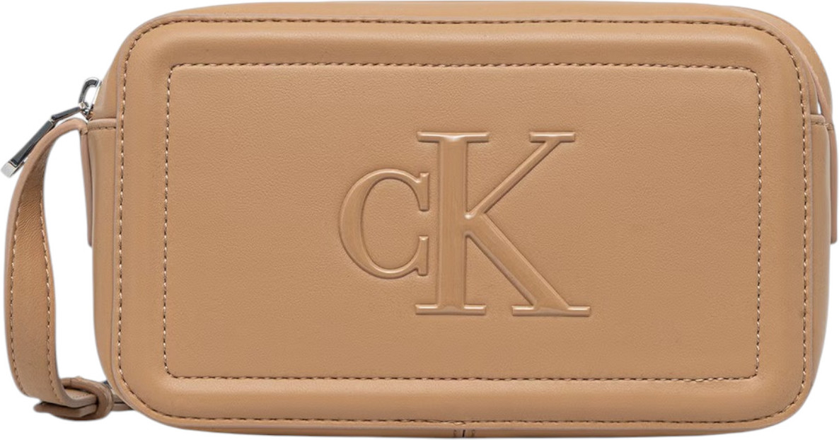 Calvin Klein sumkasi