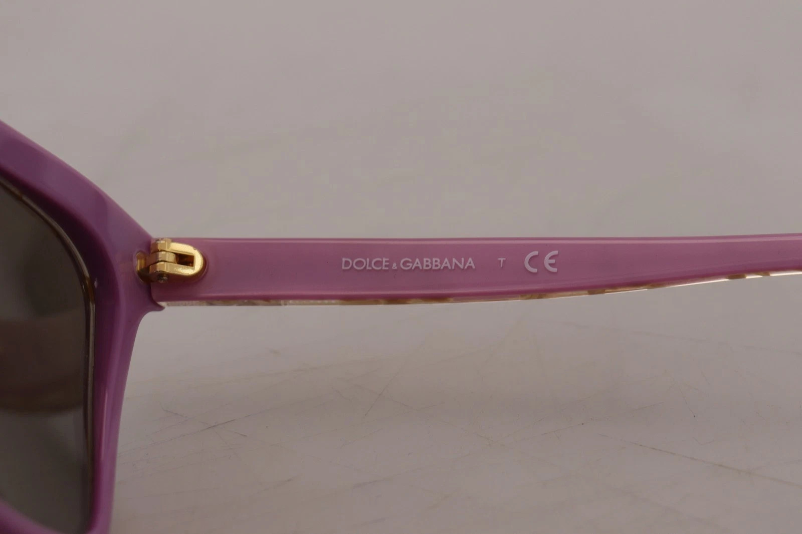 Солнцезащитные очки Dolce & Gabbana DG4251