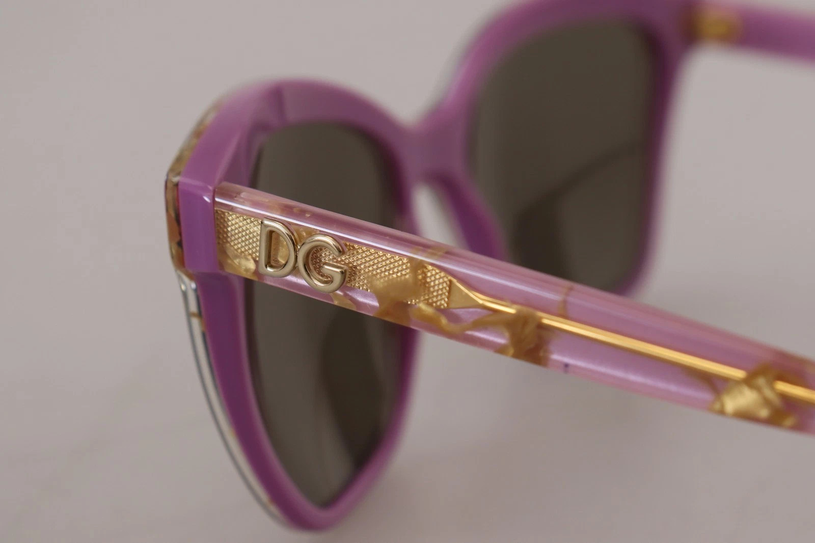 Солнцезащитные очки Dolce & Gabbana DG4251