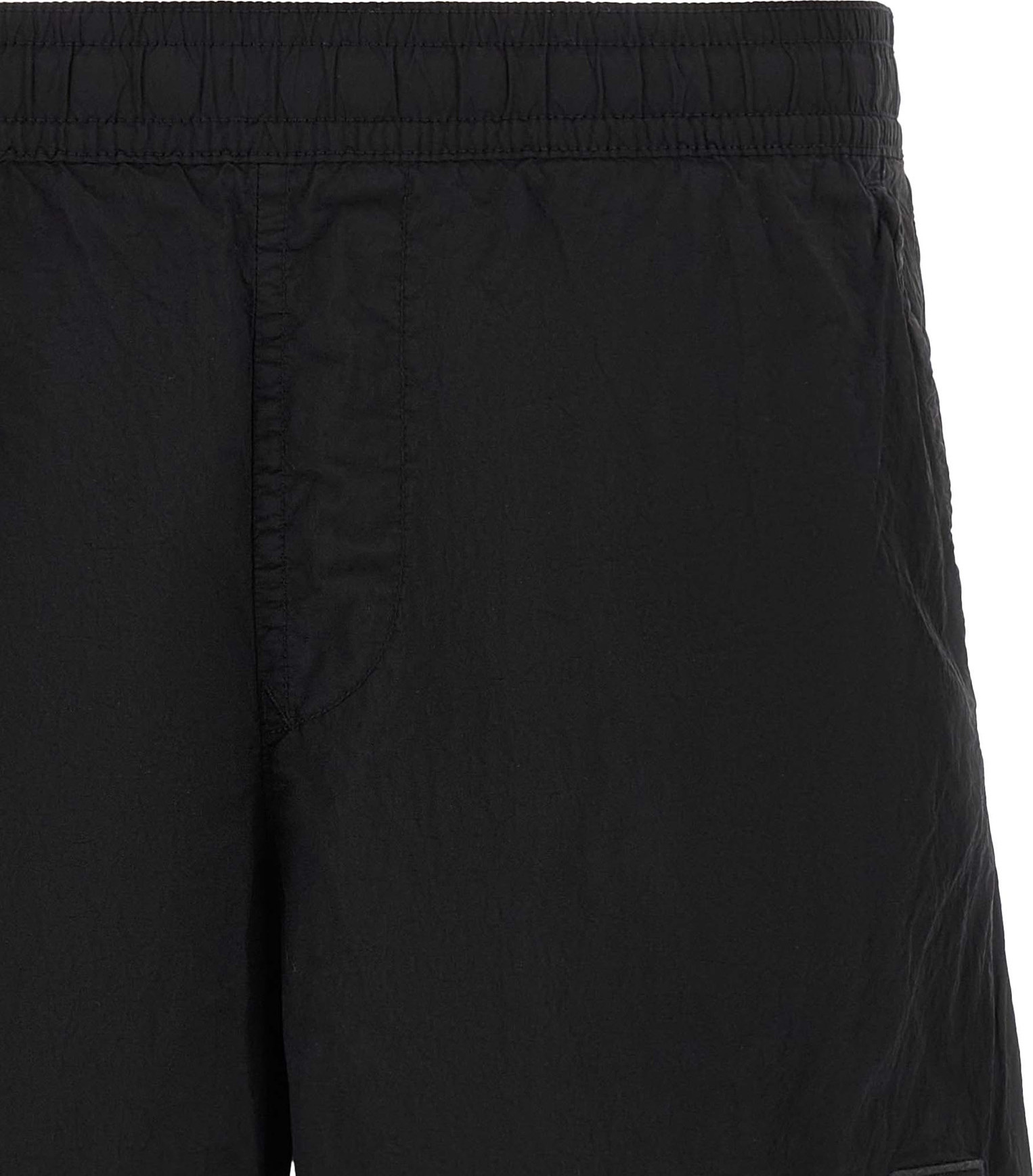 Stone Island suzuvchi shortiklari