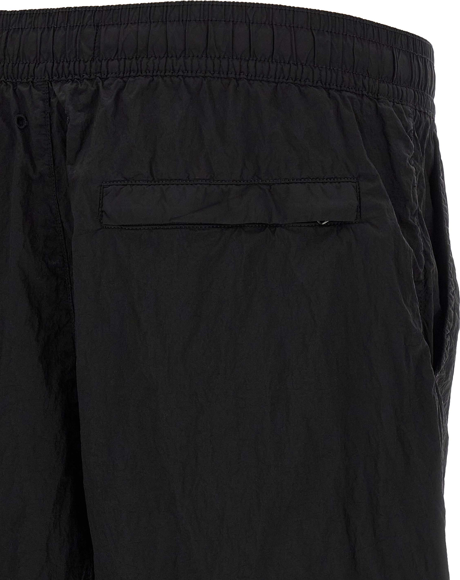 Stone Island suzuvchi shortiklari